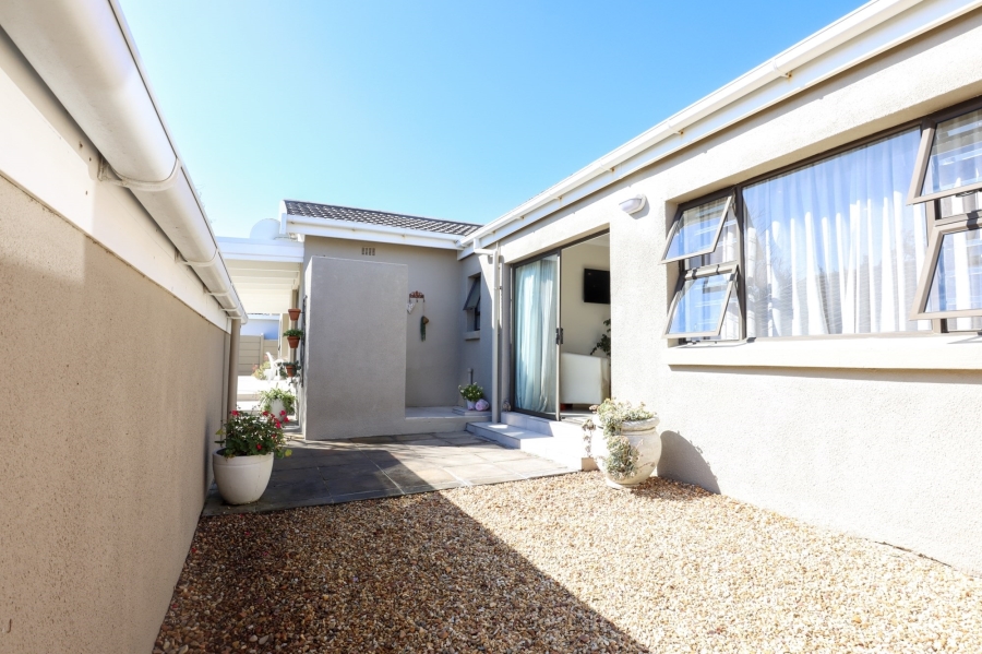 4 Bedroom Property for Sale in Melkbosstrand Central Western Cape